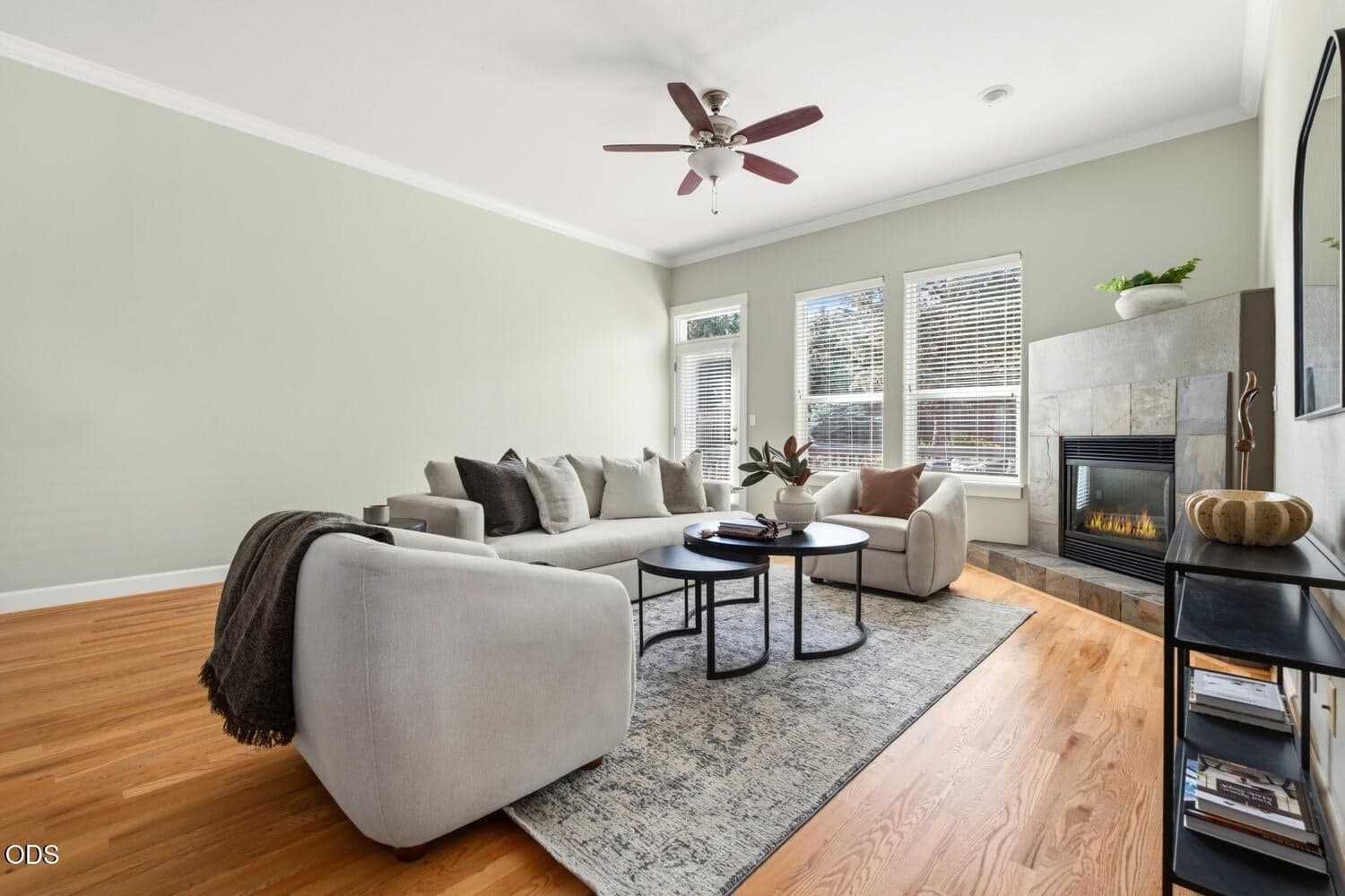 Photo of 4022 SW Majestic Avenue 14 of 52