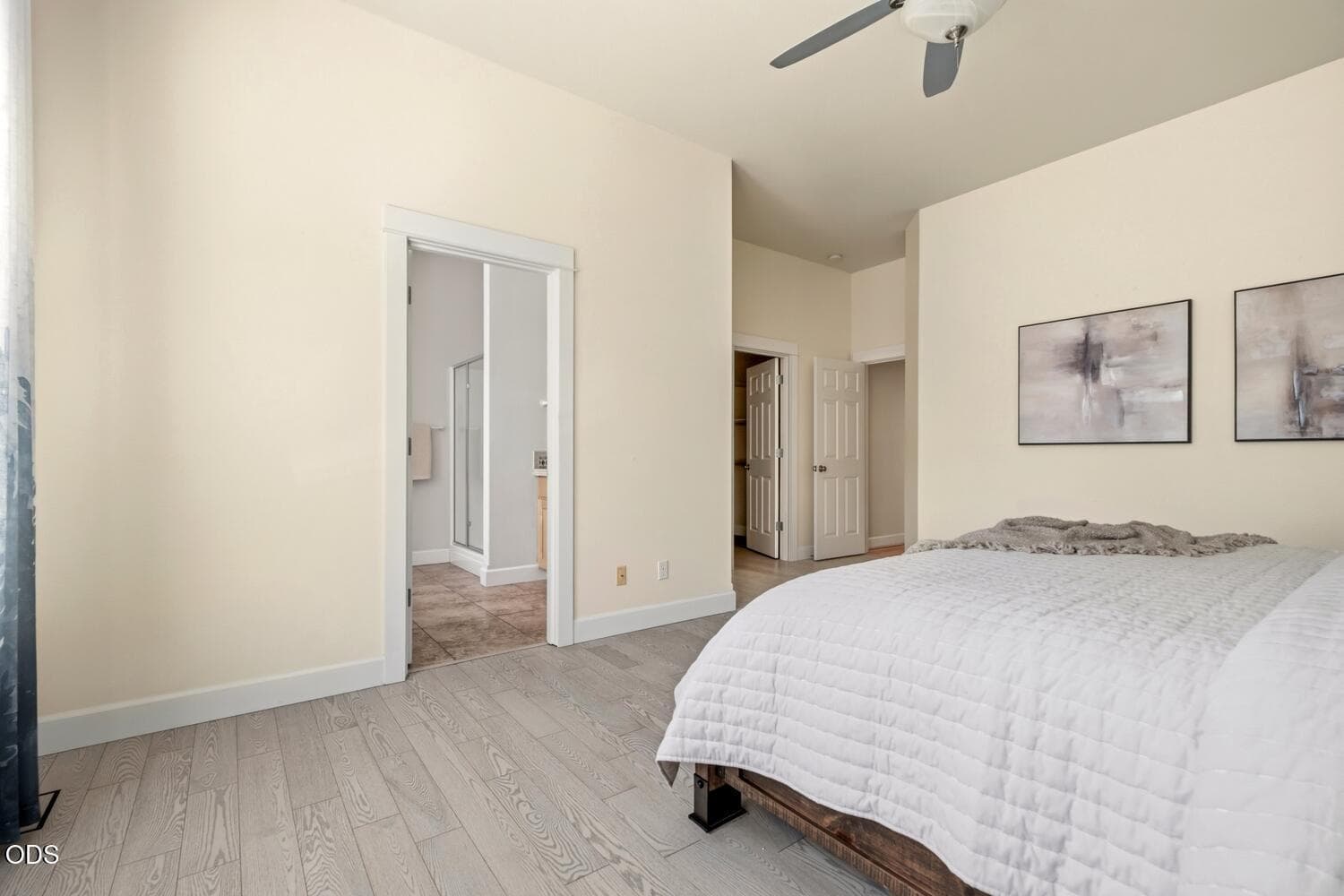 Photo of 4022 SW Majestic Avenue 21 of 52