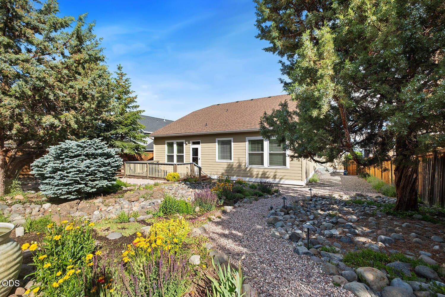 Photo of 4022 SW Majestic Avenue 35 of 52