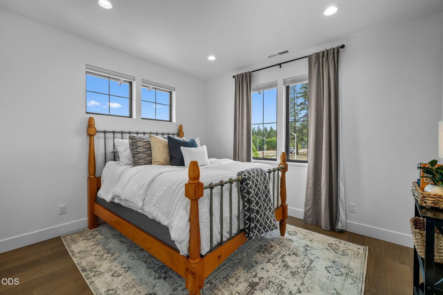 Photo of 2631 NW Waymaker Court 36 of 54