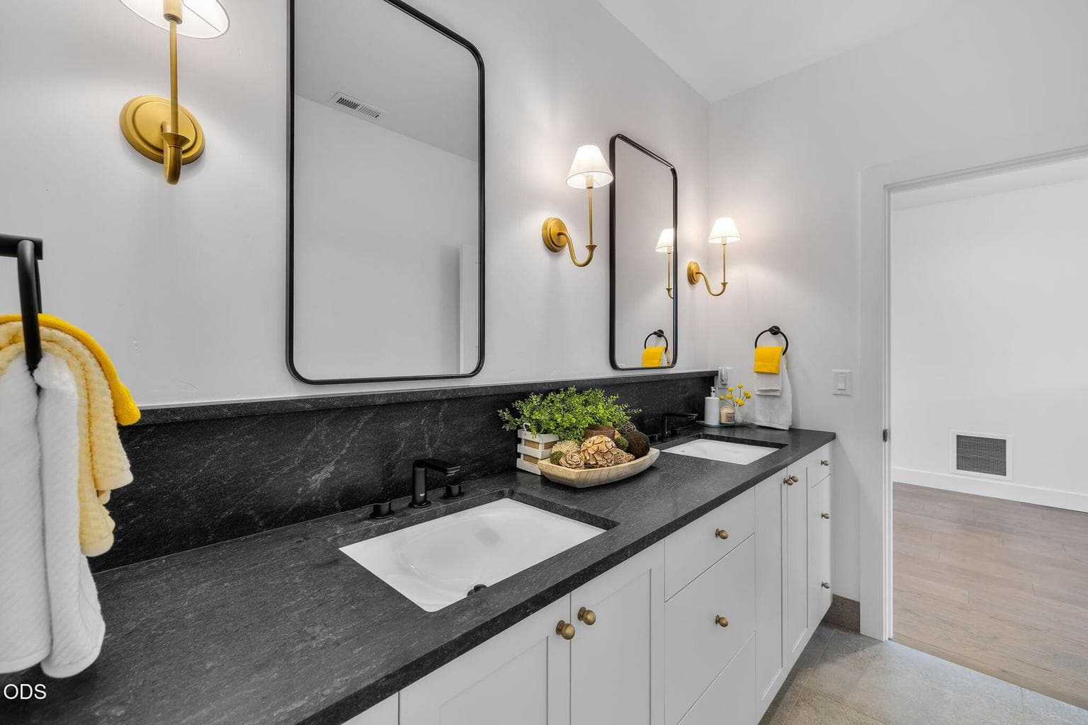 Photo of 2631 NW Waymaker Court 40 of 54