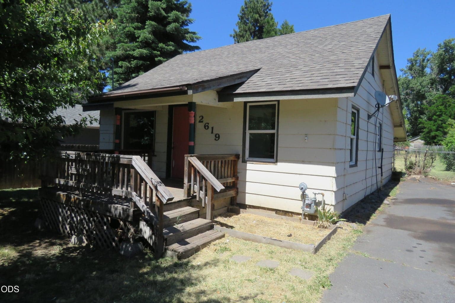 Photo of 2619 Scott 1 of 22