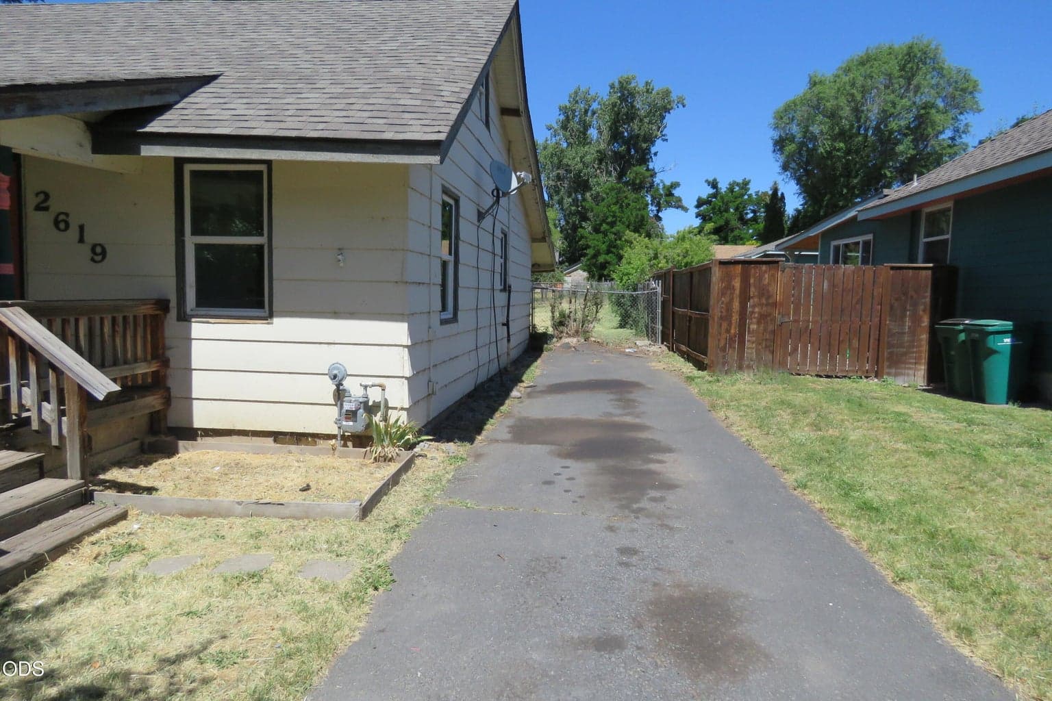 Photo of 2619 Scott 3 of 22