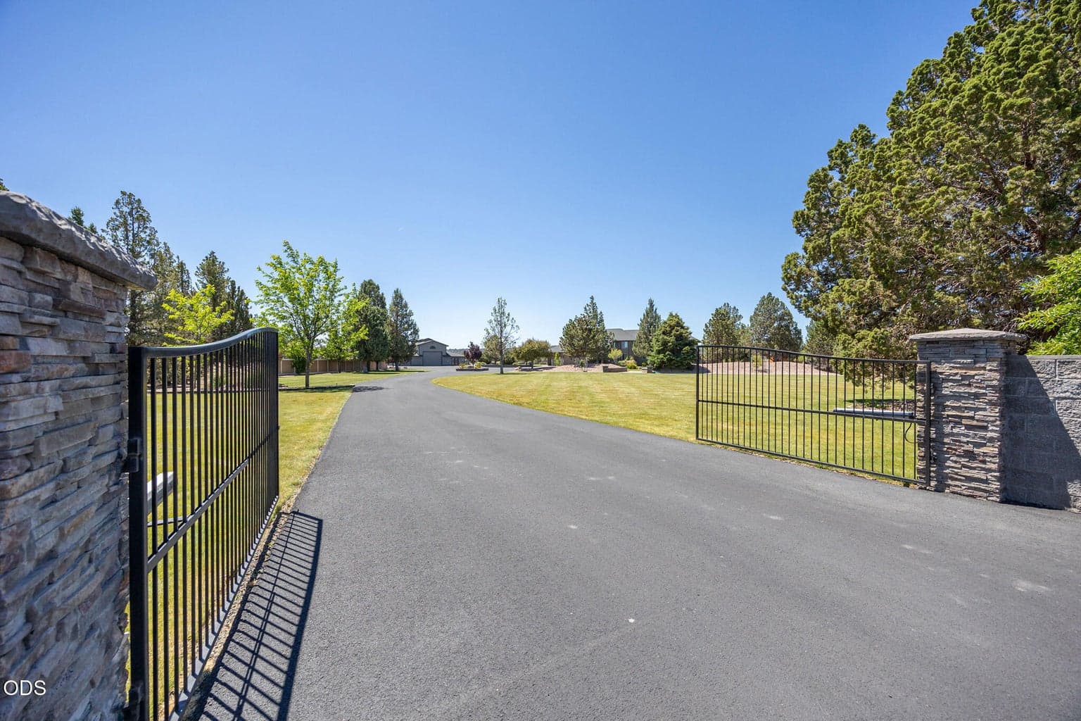 Photo of 21455 SW Young Avenue 12 of 88