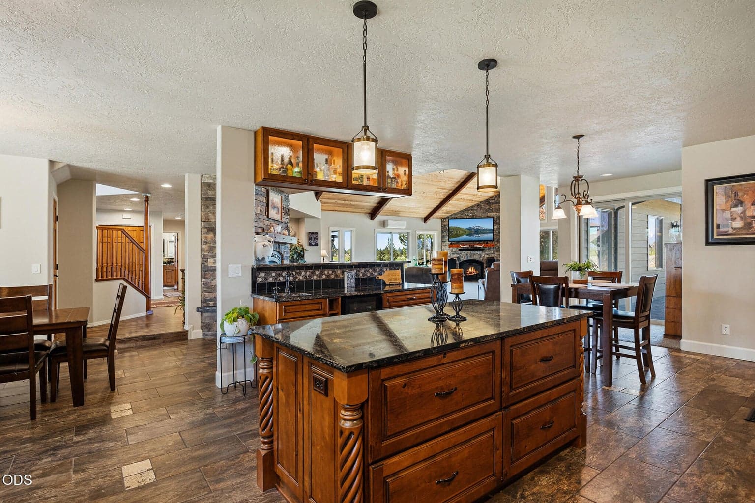 Photo of 21455 SW Young Avenue 21 of 88