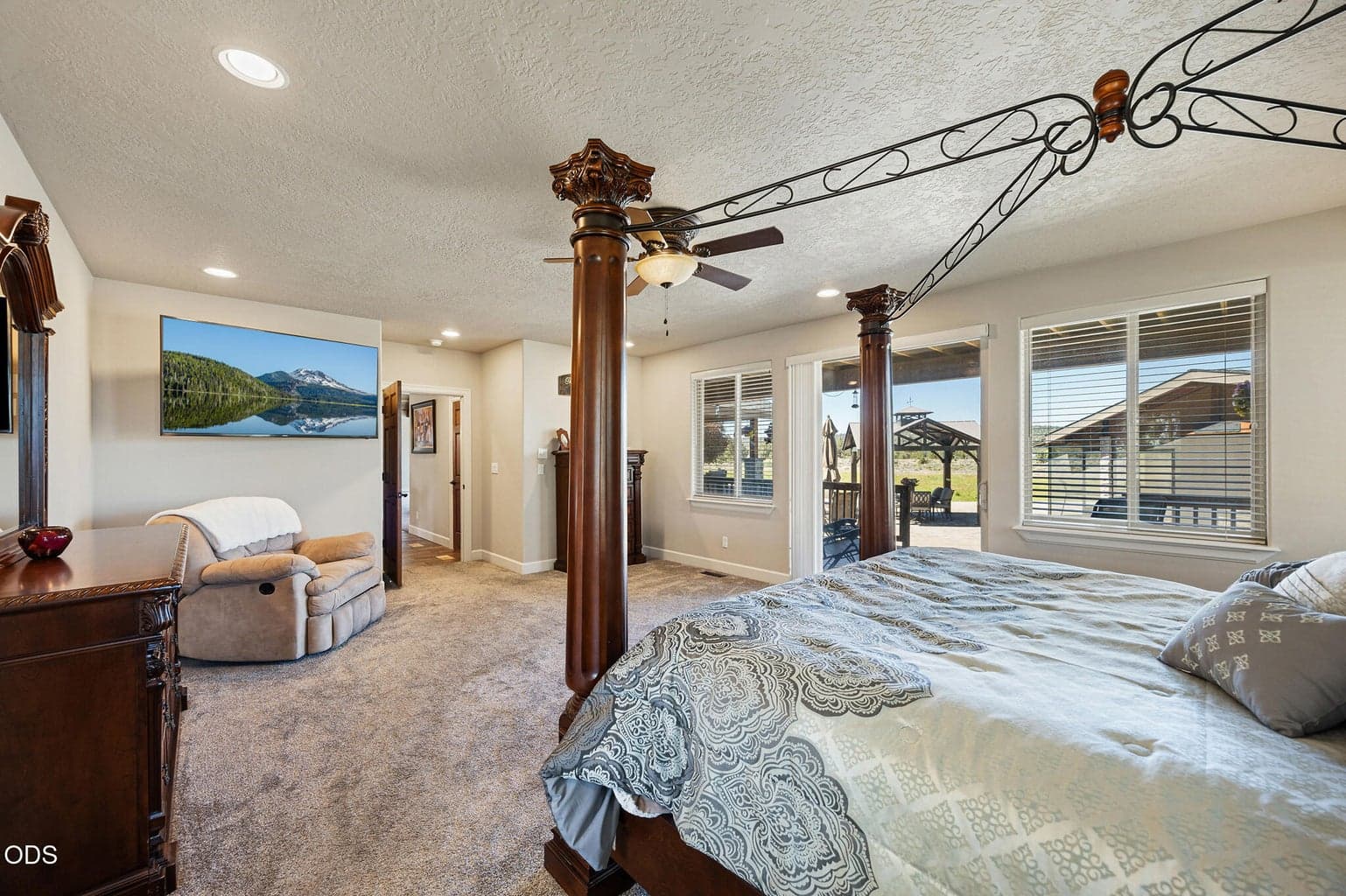 Photo of 21455 SW Young Avenue 28 of 88