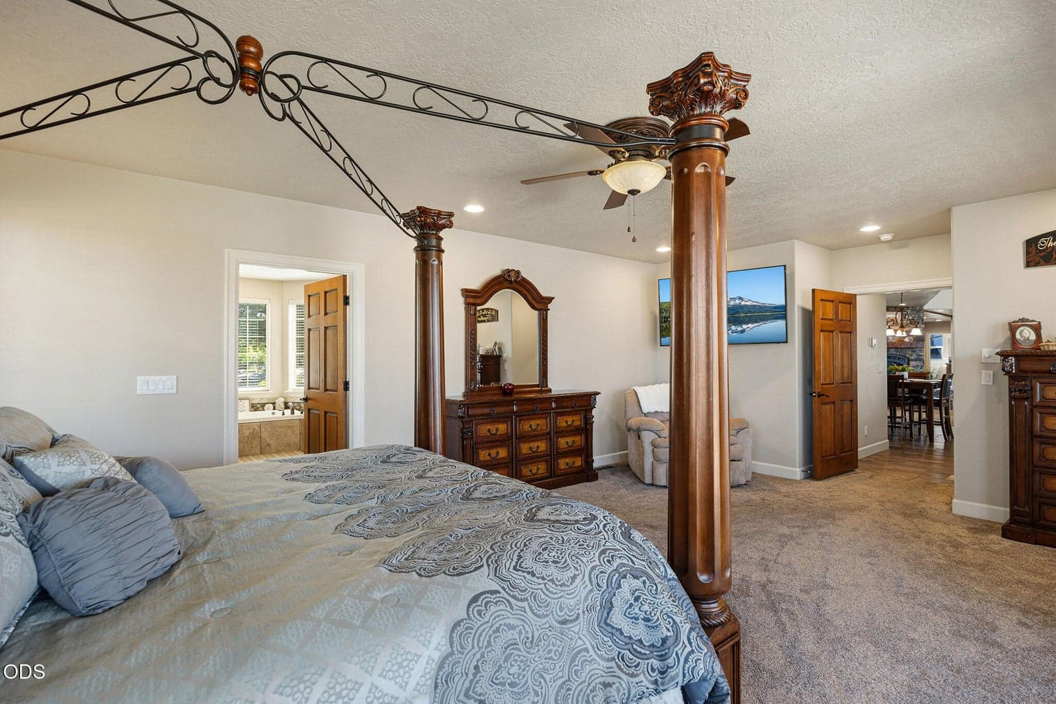 Photo of 21455 SW Young Avenue 26 of 88