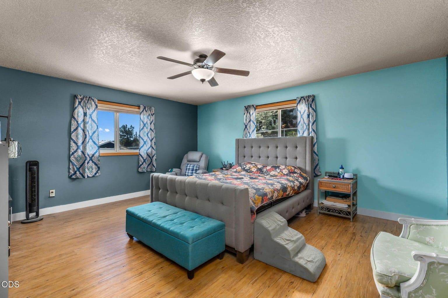 Photo of 268 NE Hillcrest Street 13 of 37