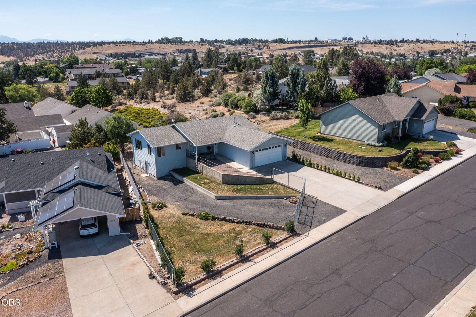 Photo of 268 NE Hillcrest Street 23 of 37