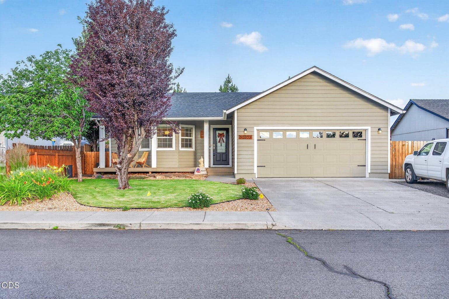 Photo of 62633 Hawkview 1 of 54