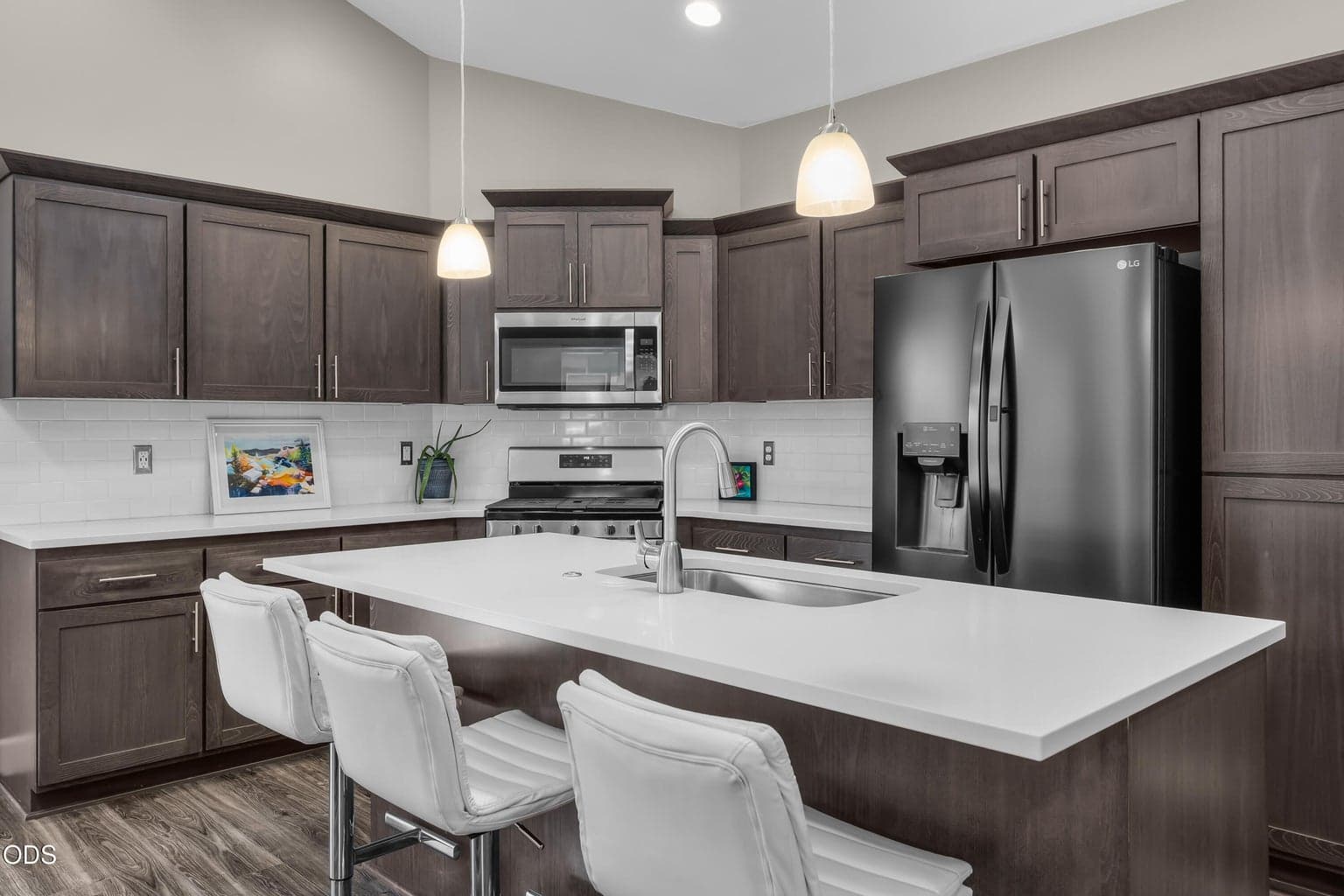 Photo of 2955 NE Marea Drive 10 of 32