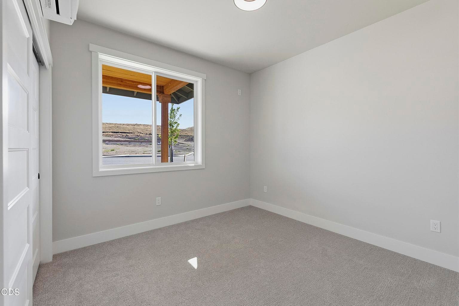 Photo of 790 SE CUB CT. Court 23 of 39