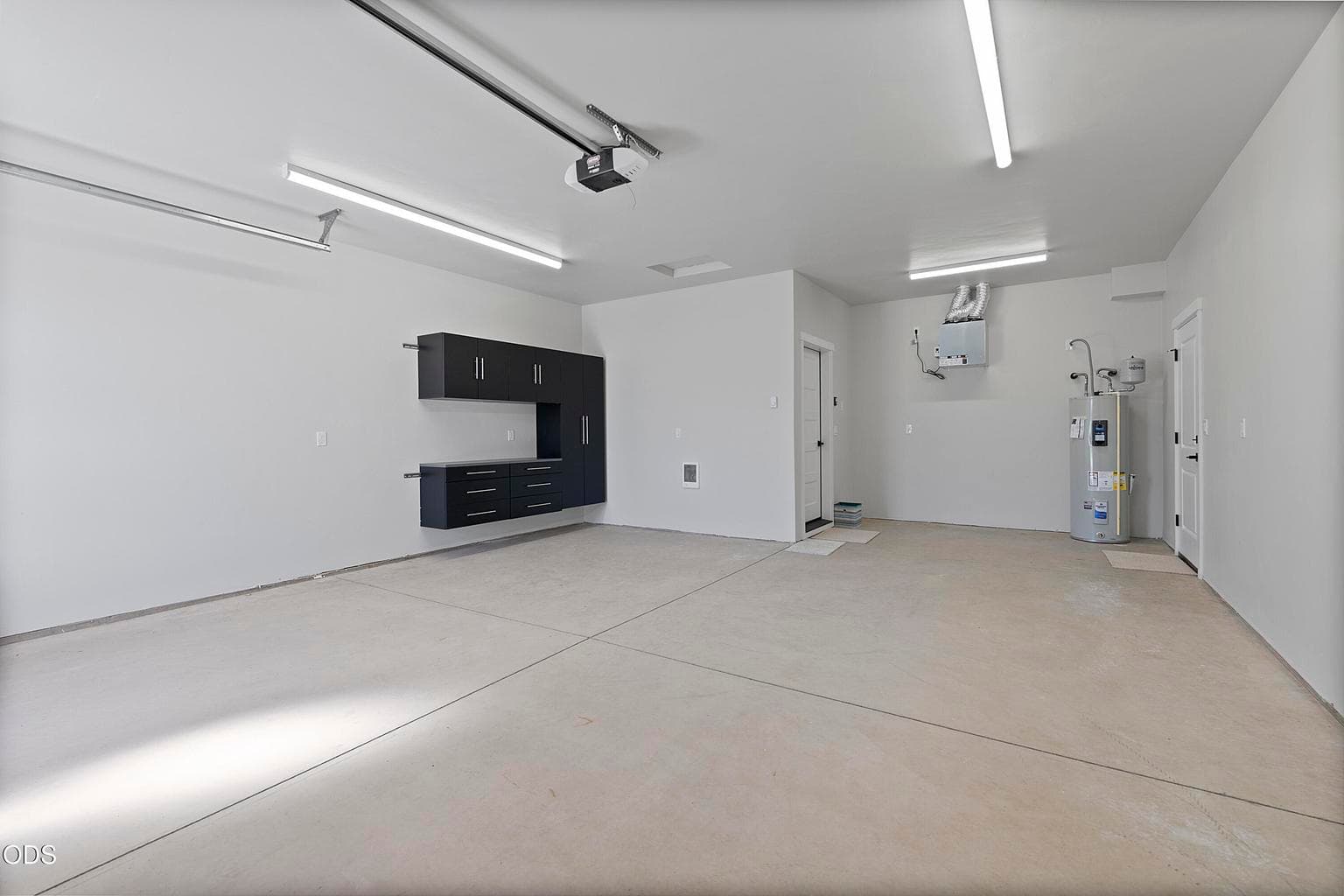 Photo of 790 SE CUB CT. Court 34 of 39