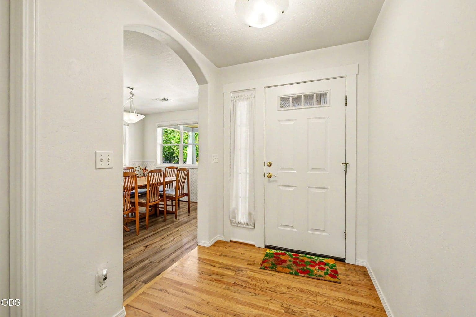 Photo of 426 Parkside 5 of 39