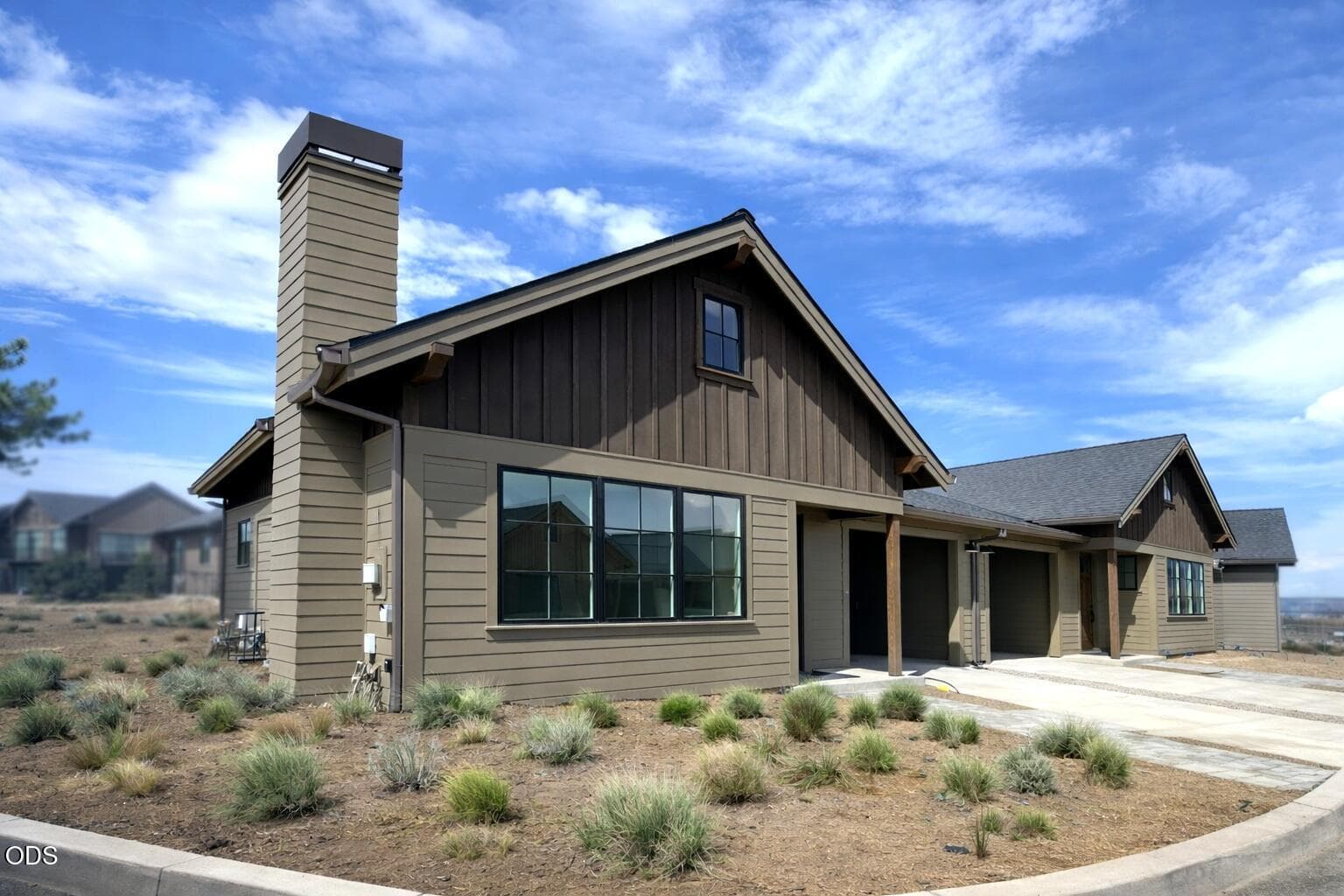 Photo of 19105 Trailhead 1 of 1