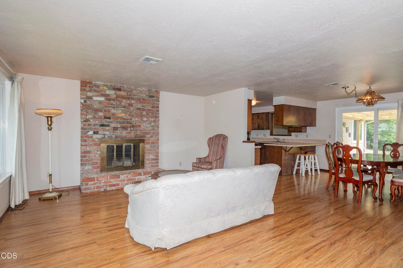 Photo of 1451 Meier 3 of 39