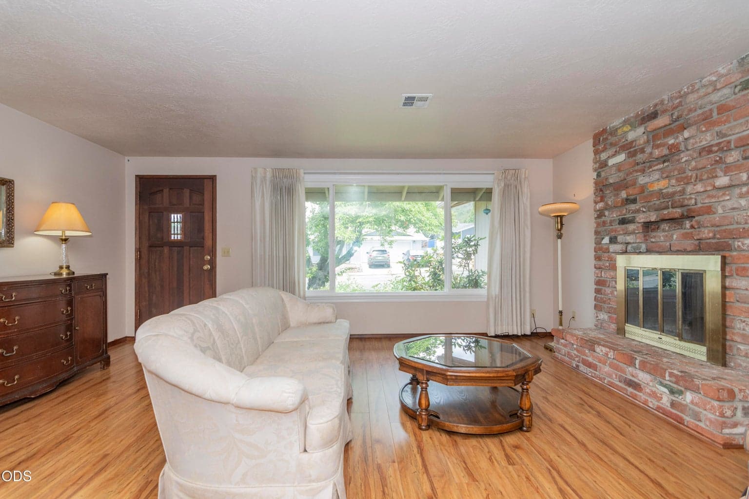 Photo of 1451 Meier 2 of 39