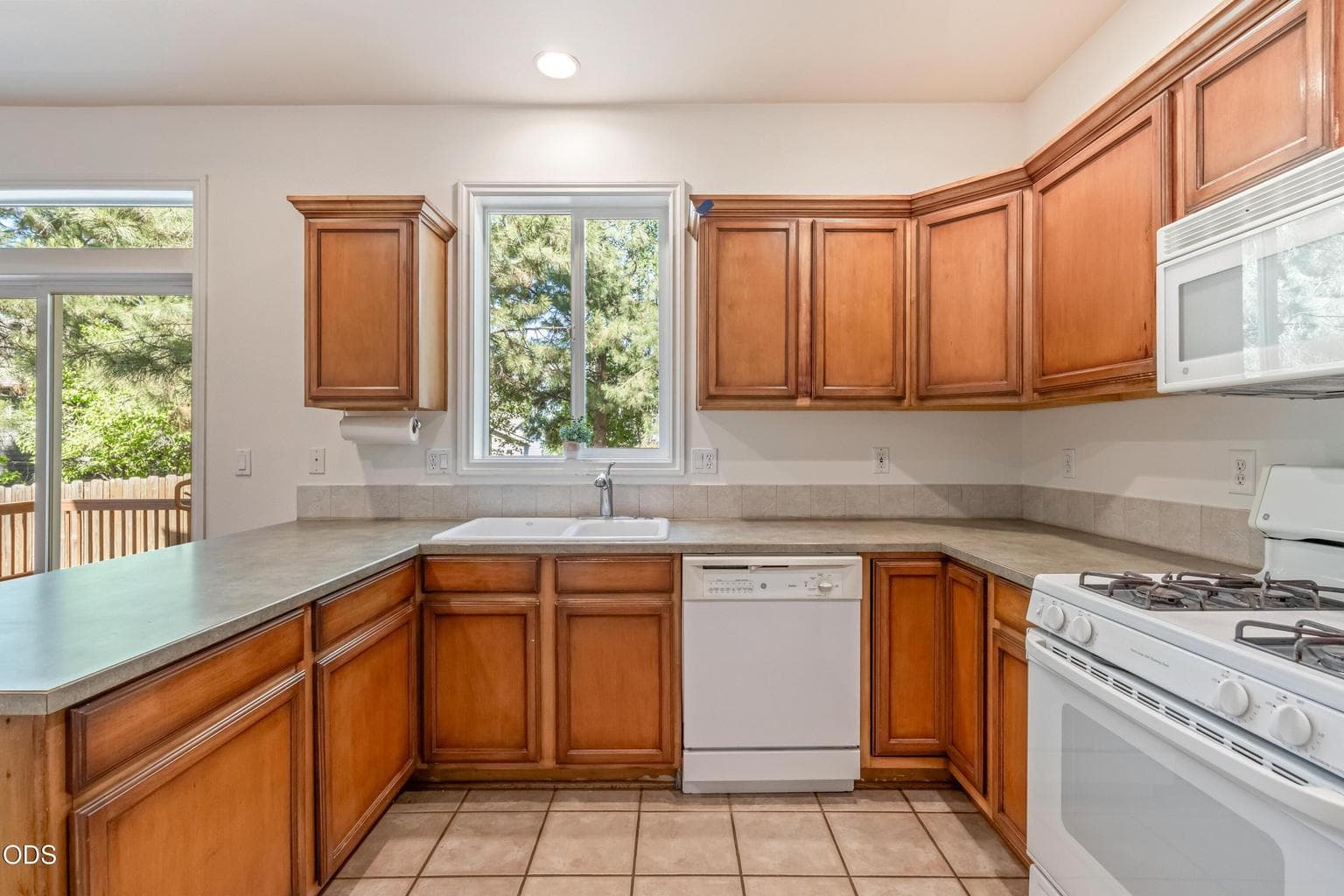 This kitchen is user friendly and good to go as-is, or let your creativity flow and upgrade this to your own chef's delight!