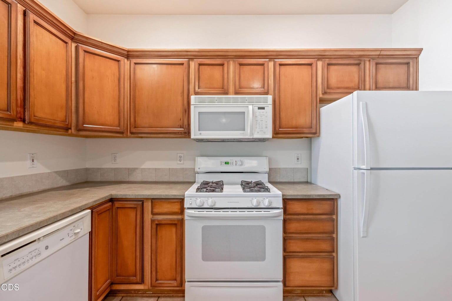 Light and bright kitchen