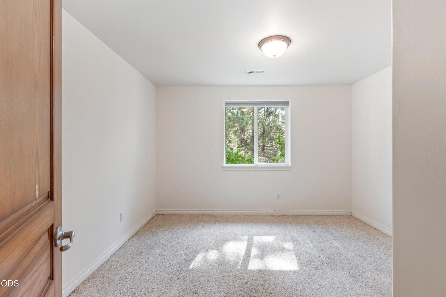 Photo of 61192 SW Tall Timber Court 26 of 45