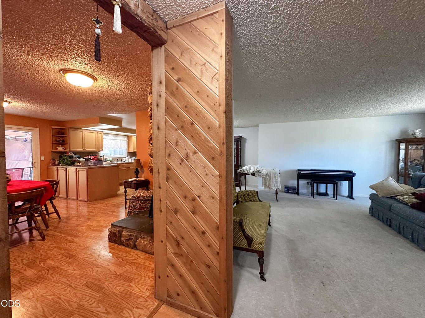 Photo of 3937 Rio Vista Way 5 of 40