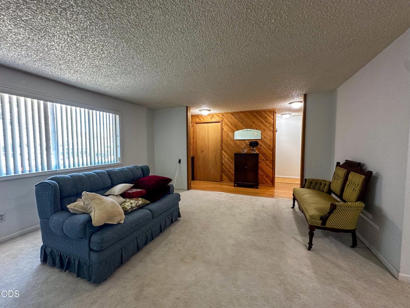 Photo of 3937 Rio Vista Way 3 of 40