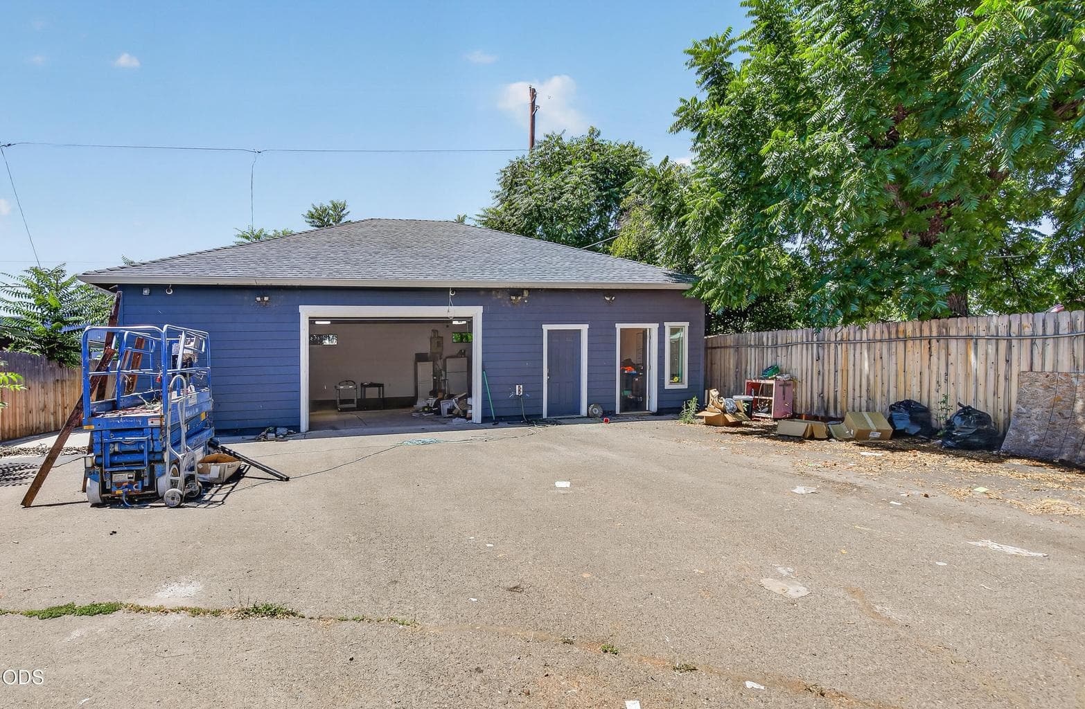 Photo of 604 Franquette 4 of 18