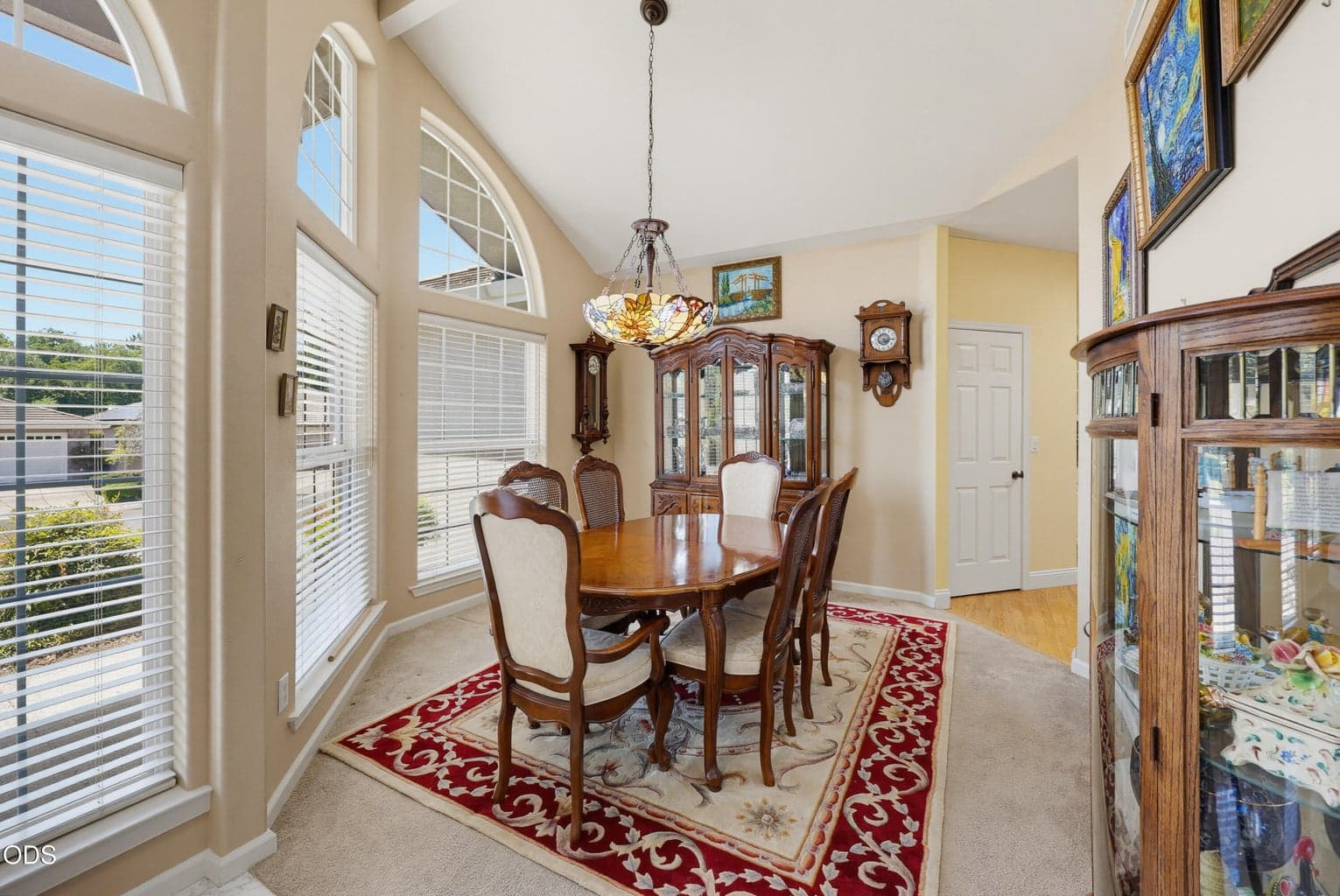 Photo of 3409 Creek View Drive 5 of 43
