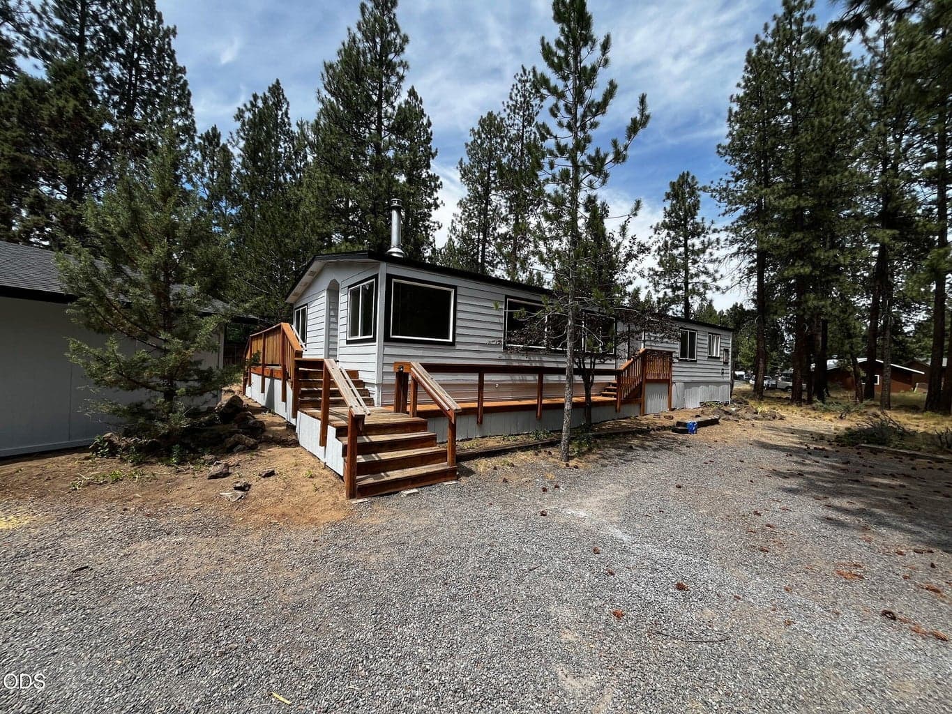 61057 Chuckanut