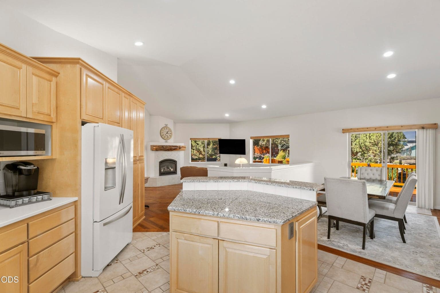 Photo of 64740 Alcor Place 19 of 70