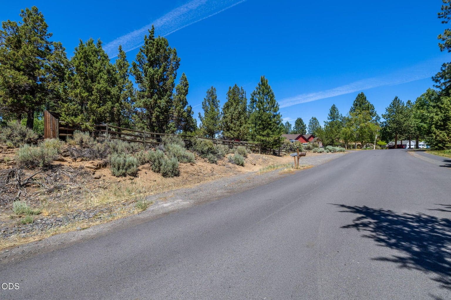 Photo of 20874 Greenmont 2 of 22