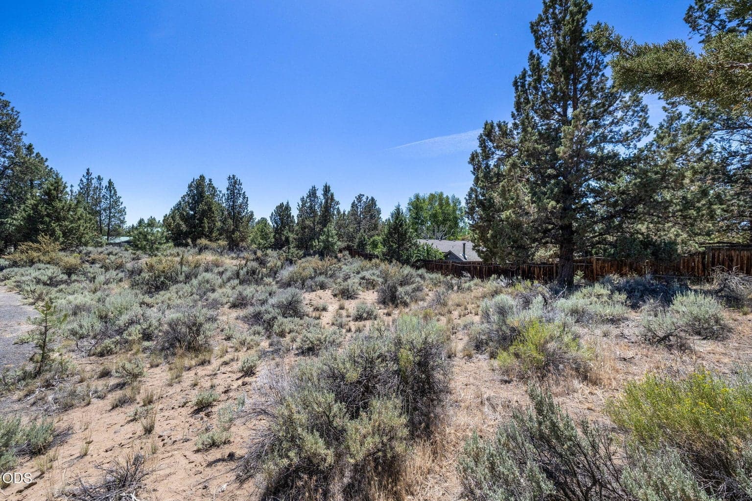 Photo of 20874 Greenmont Drive 11 of 22