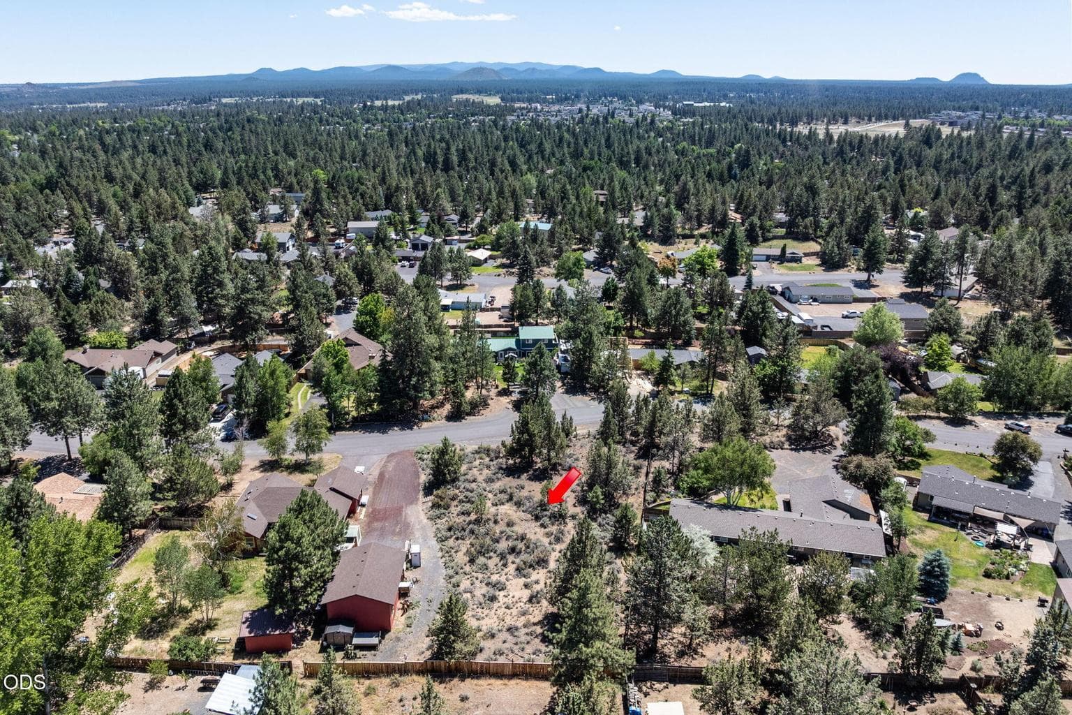Photo of 20874 Greenmont Drive 15 of 22