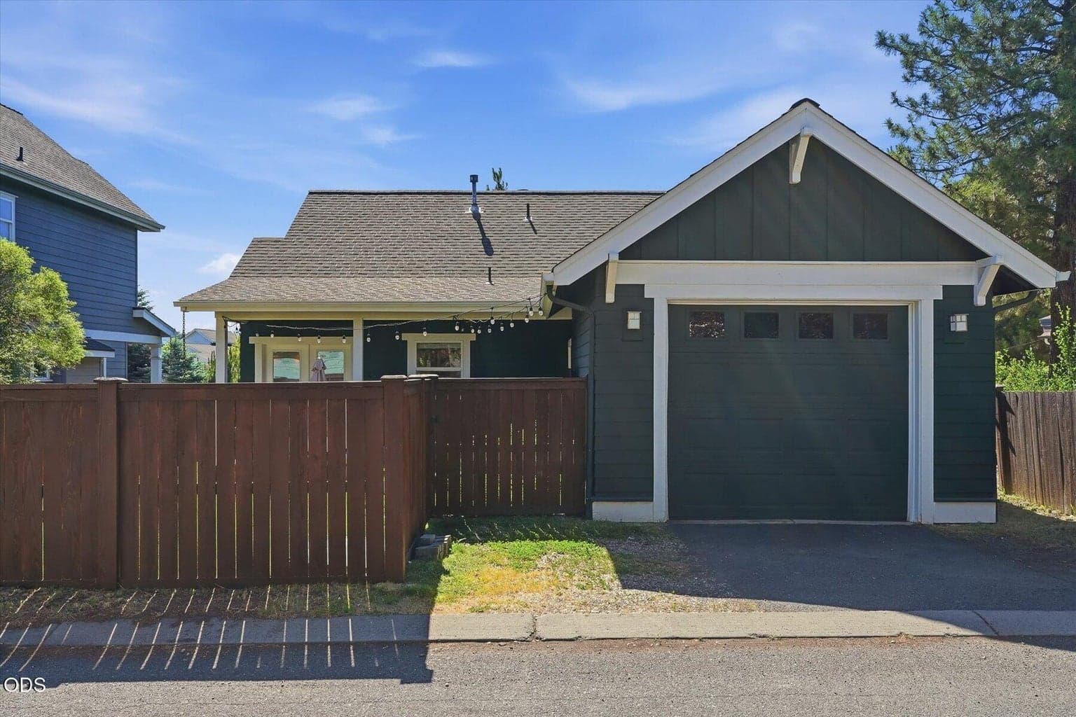 Photo of 1236 NW Mount Washington Drive 34 of 49