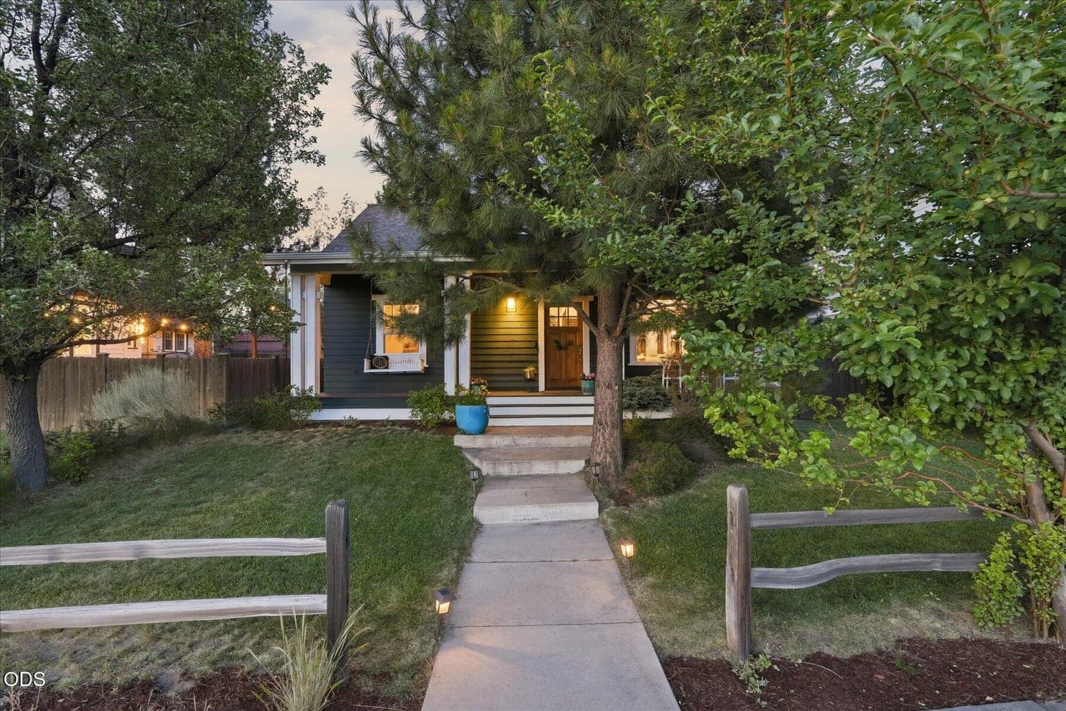 Photo of 1236 NW Mount Washington Drive 37 of 49
