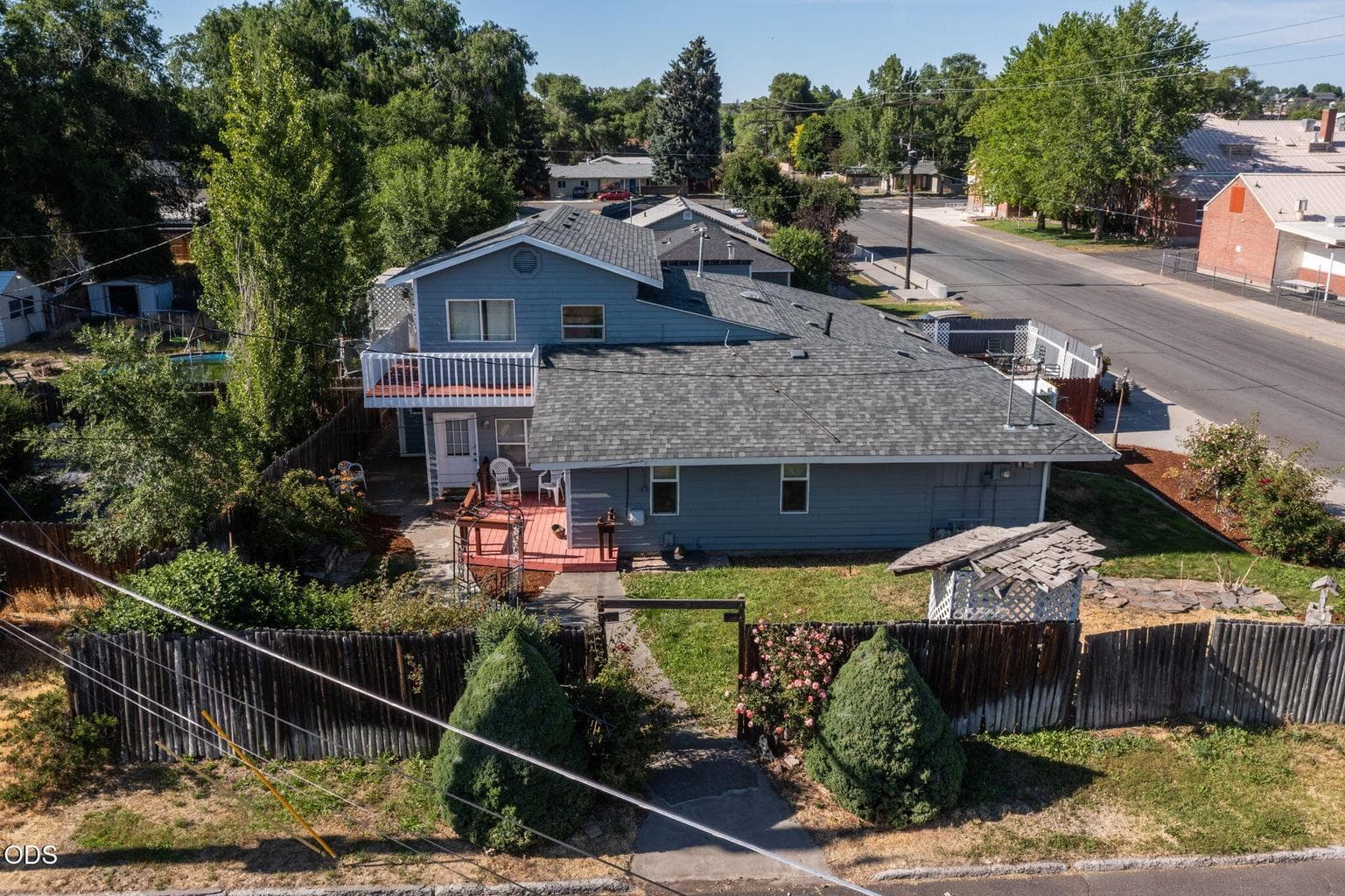 This separate entrance to the home's main floor could easily be used for a home business and has its own street access