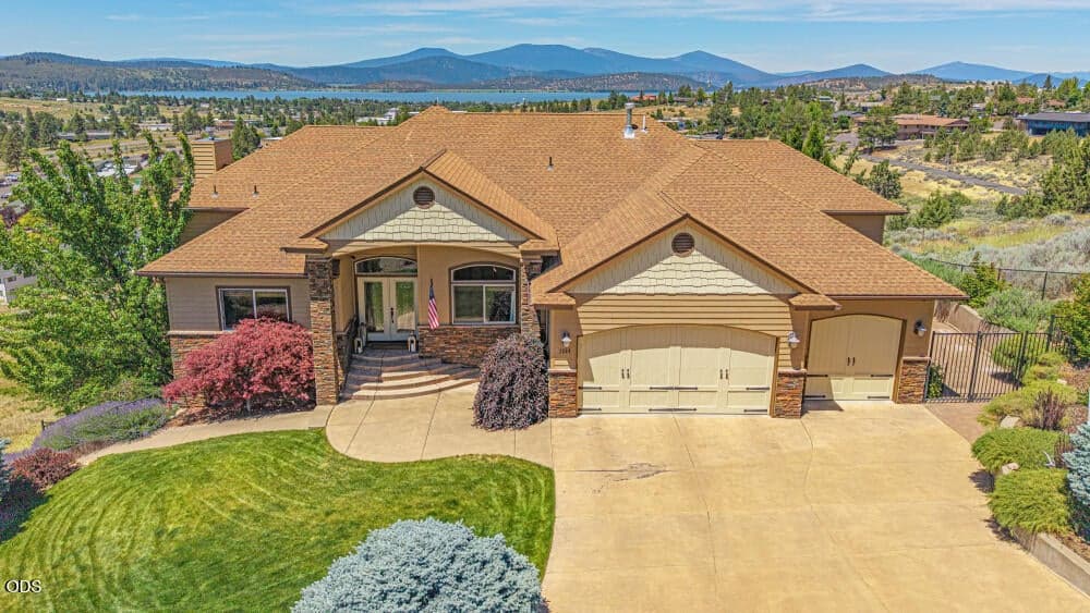 Photo of 1354 Ridgecrest 1 of 45