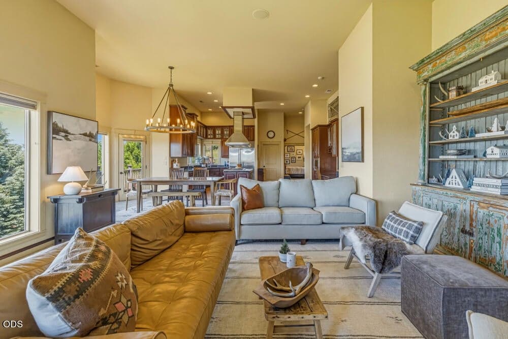 Photo of 1354 Ridgecrest 3 of 45