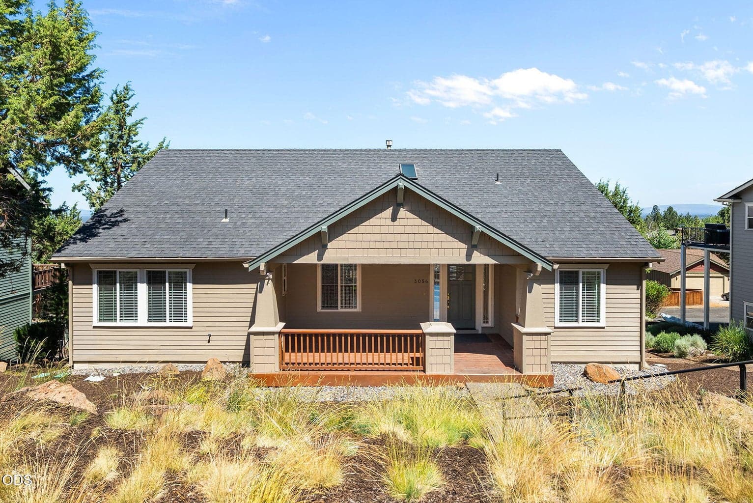 Photo of 3056 Craftsman 2 of 42