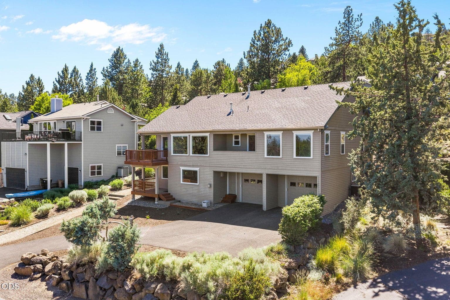 Photo of 3056 Craftsman 4 of 42