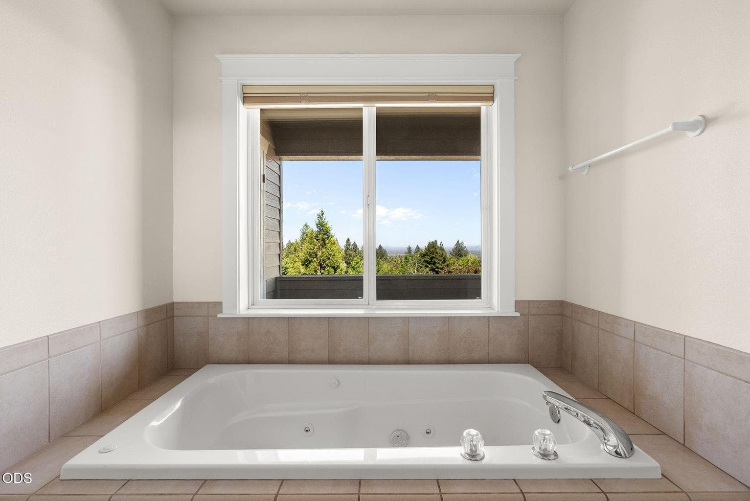 Photo of 3056 NW Craftsman Drive 27 of 42