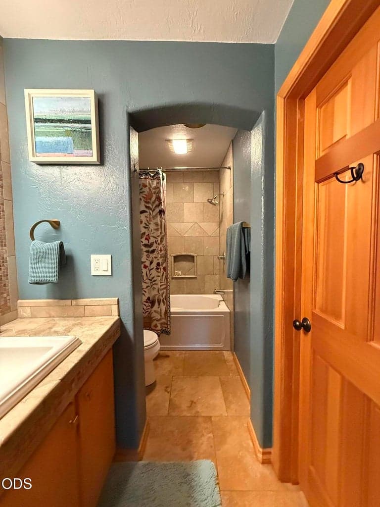 Photo of 18575 SW Century Drive 20 of 31