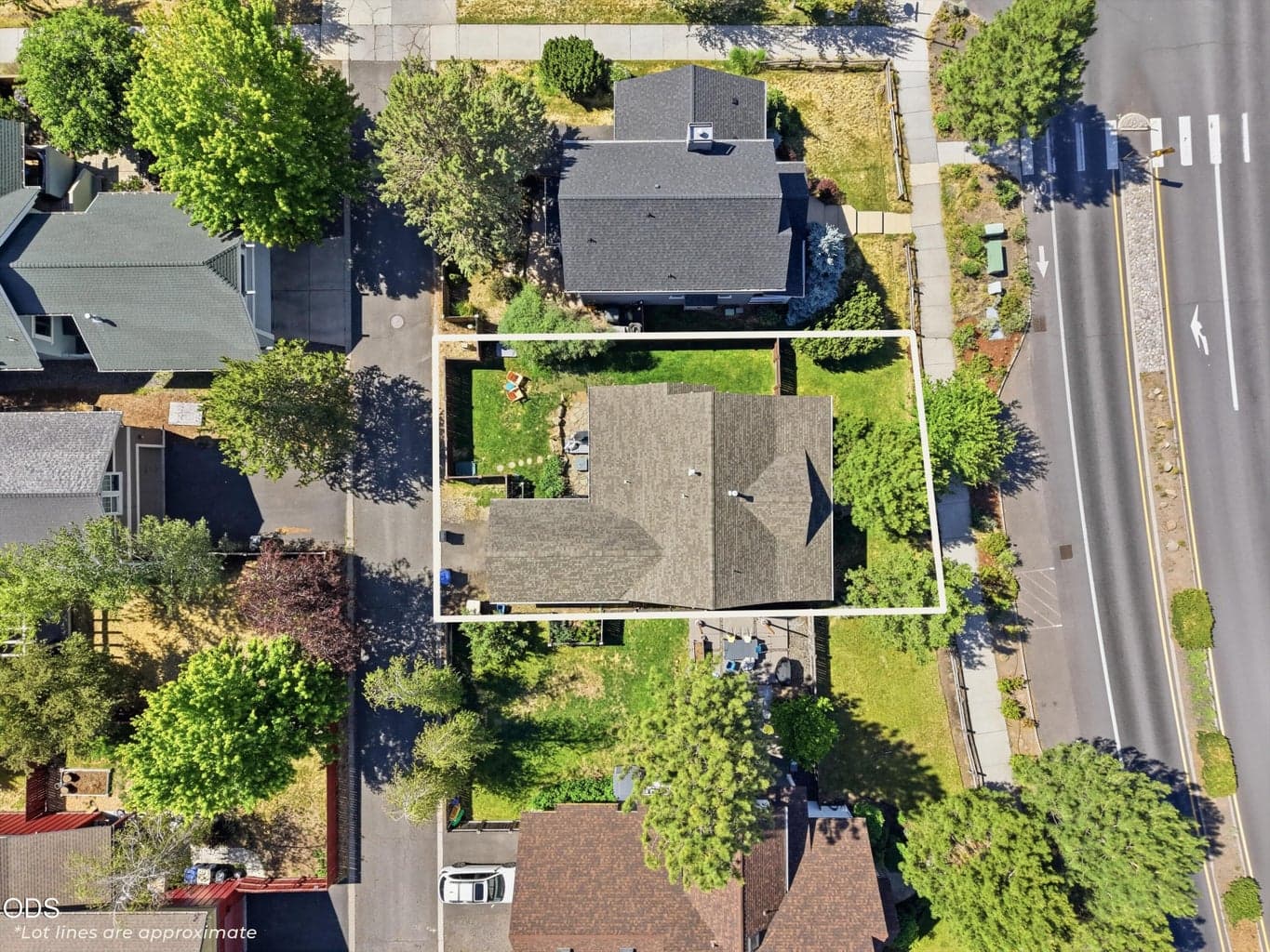 Photo of 1236 NW Mount Washington Drive 47 of 49