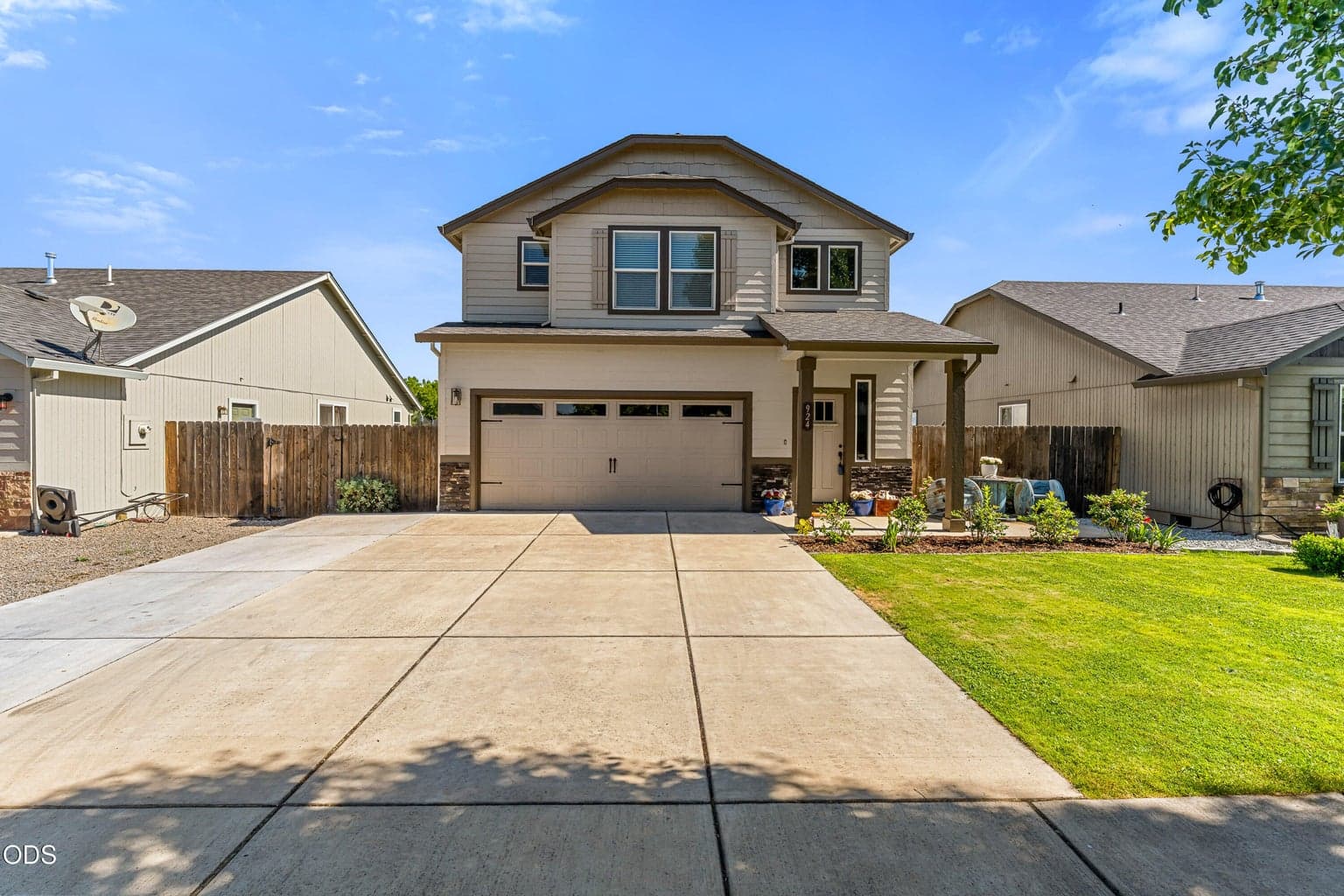 Photo of 924 Pendleton Drive 2 of 31