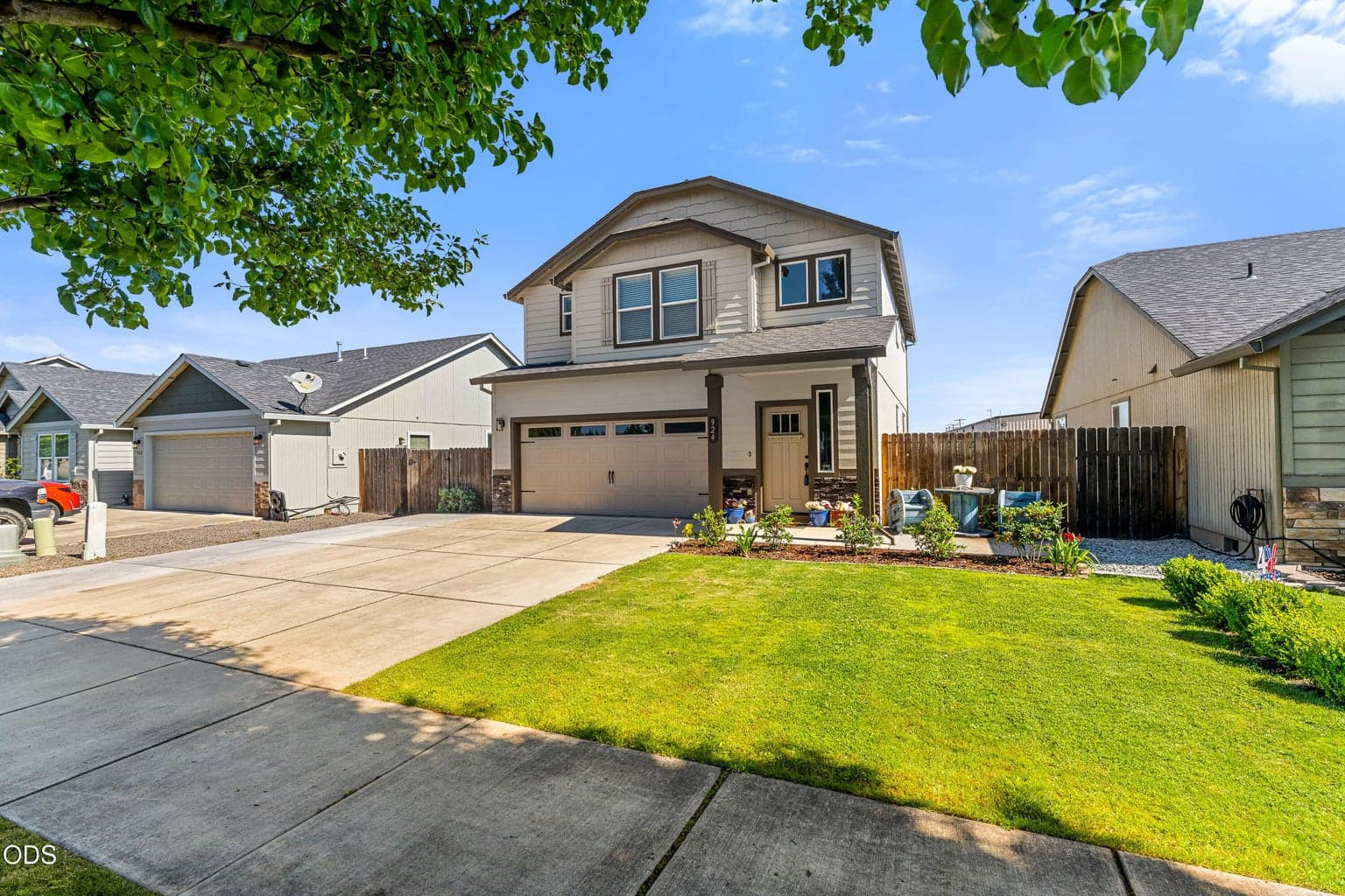 Photo of 924 Pendleton Drive 4 of 31