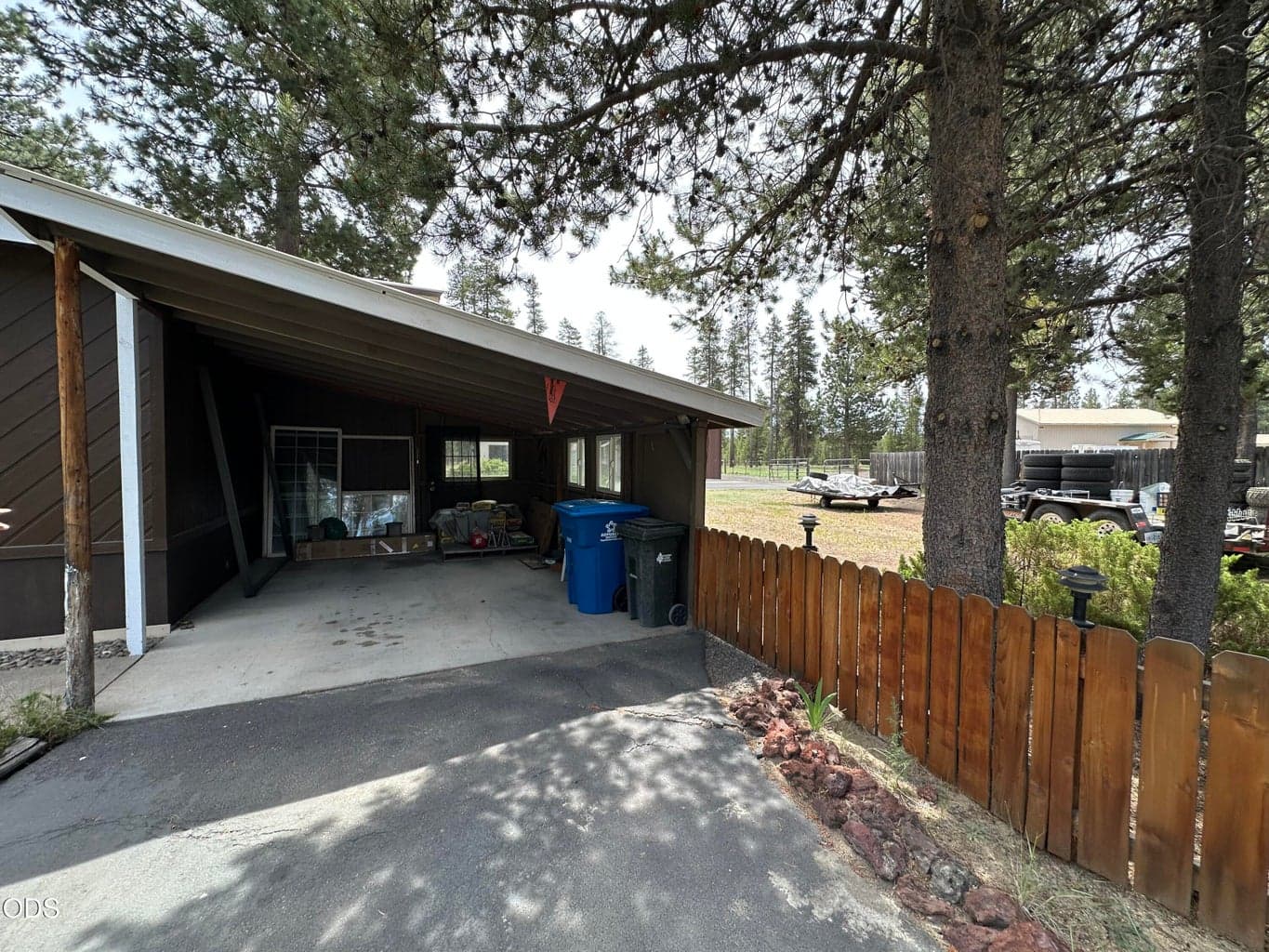 Photo of 15531 Federal Road 19 of 28