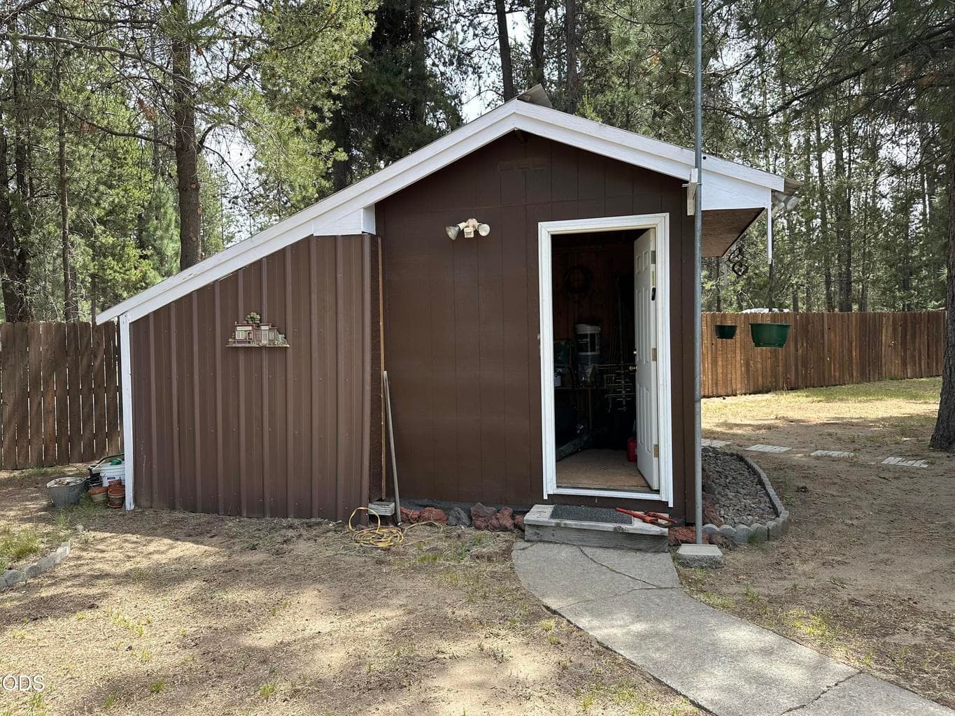 Photo of 15531 Federal Road 22 of 28