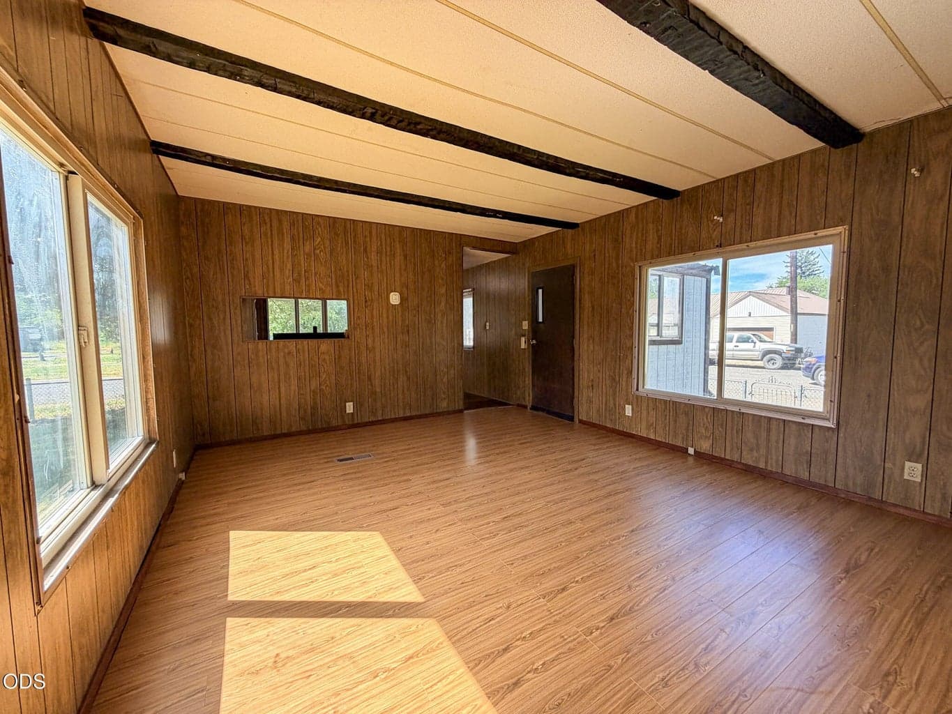 Photo of 153 Kilbourne 4 of 22