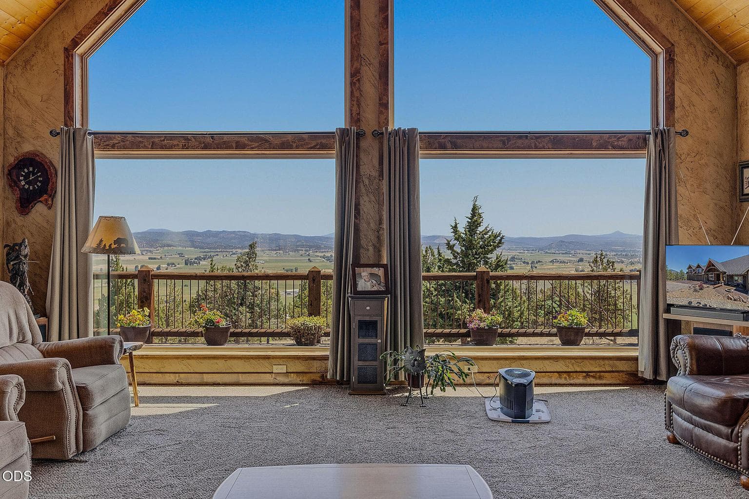 Photo of 9075 NW Panorama 7 of 49