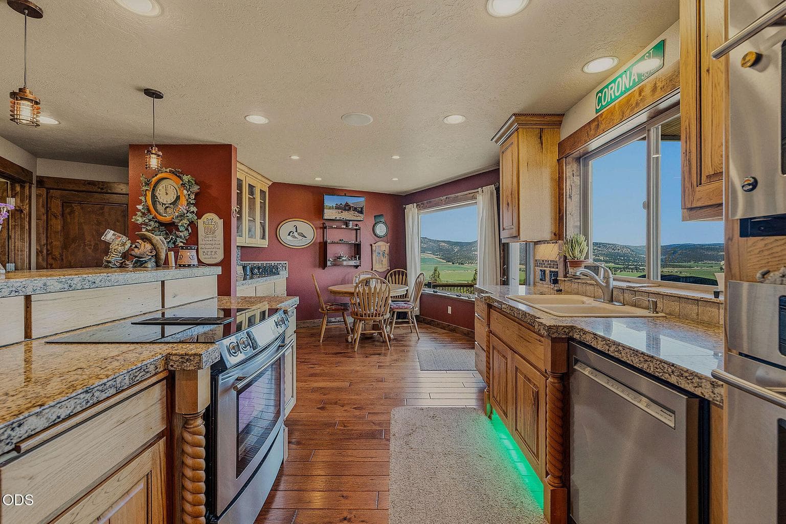 Photo of 9075 NW Panorama 13 of 49